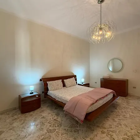 Appartement Station Howme Bari